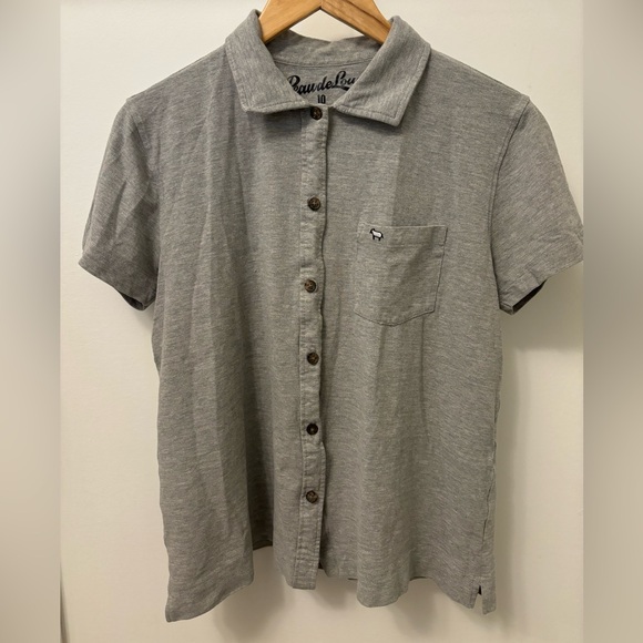 Peau de Loup Grey Button up - Picture 7 of 10